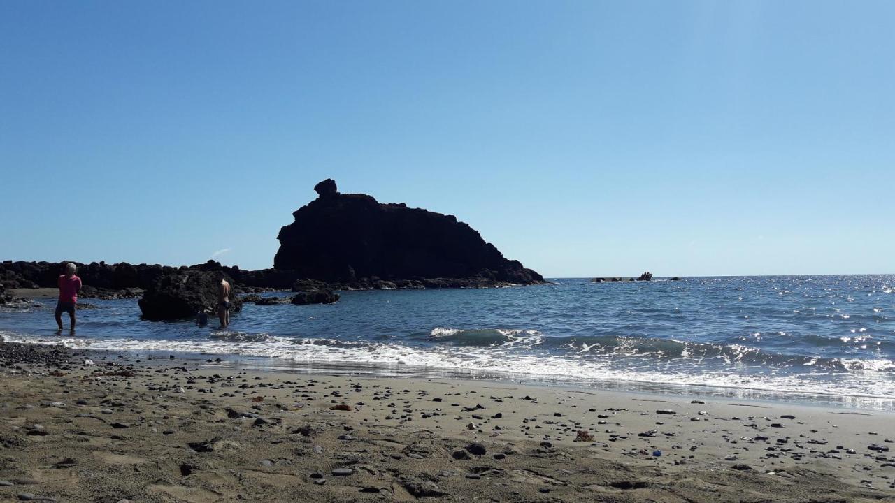 Burrero Beach Stay - Sunshine El Burrero Exteriör bild