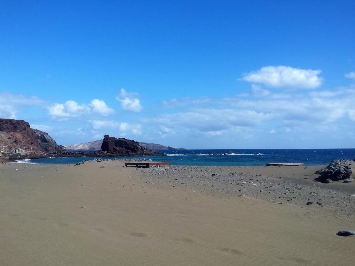 Burrero Beach Stay - Sunshine El Burrero Exteriör bild